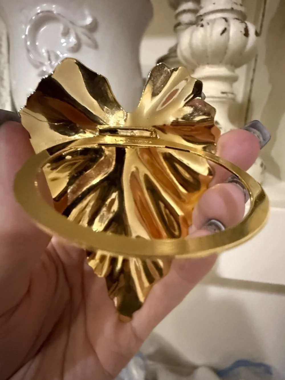 N/A gold tone